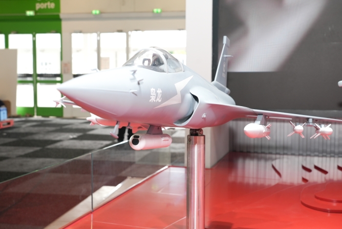 JF-17“梟龍”戰斗機